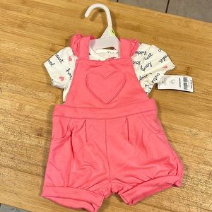 Carter’s baby outfit nwt